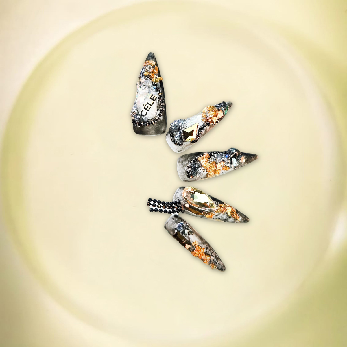 Never be the same Black